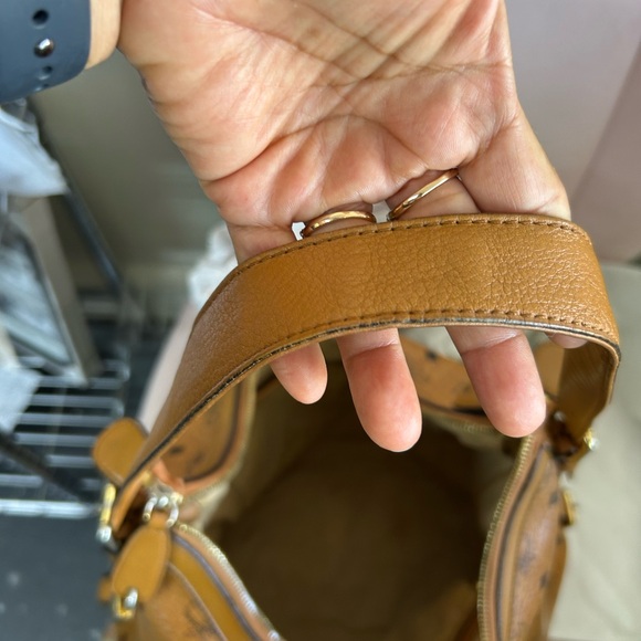 MCM Cognac Visetos shoulder bag - Picture 12 of 13